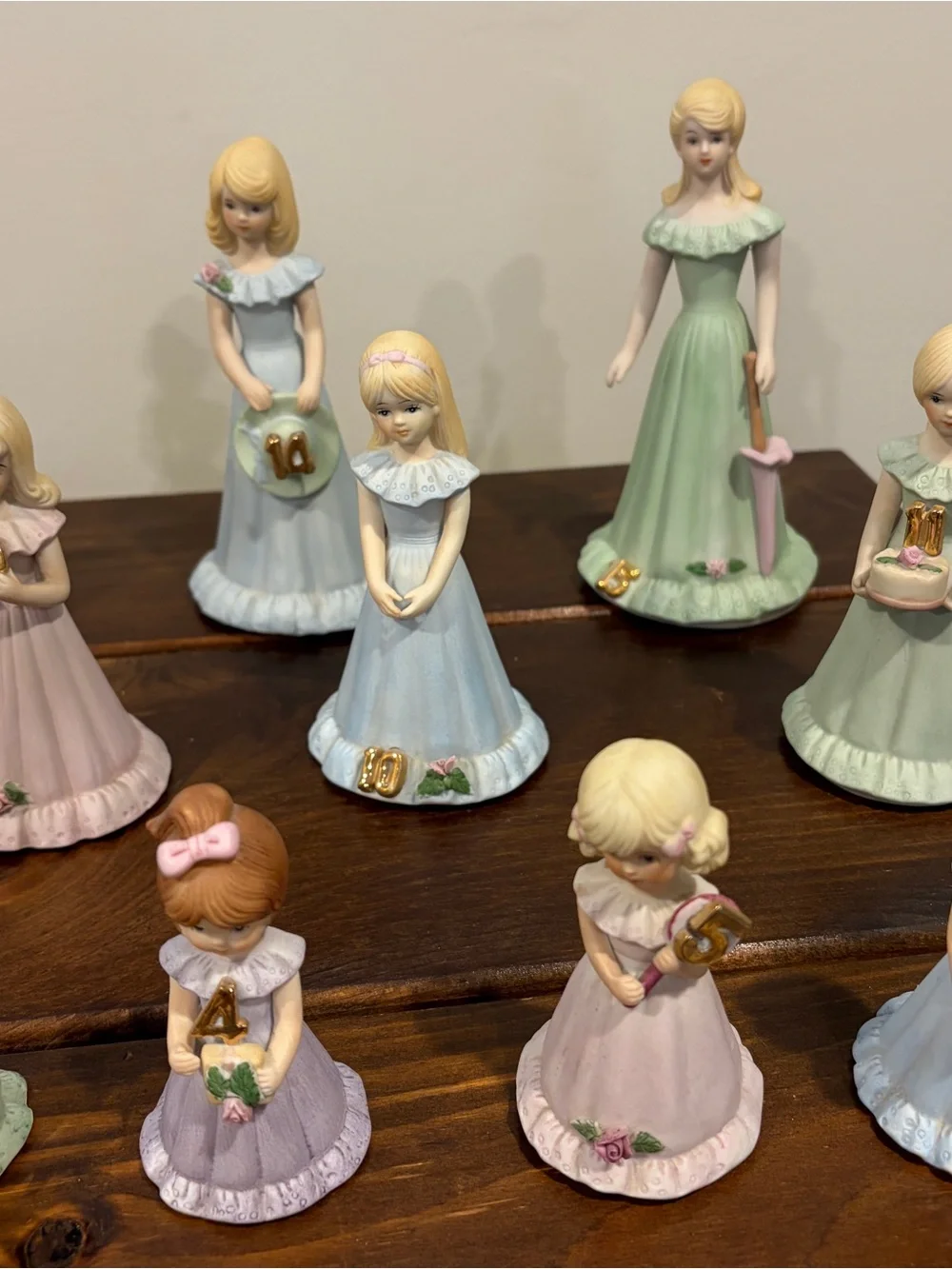 Lot of 16 Vintage Growing Up Birthday Girls Baby-15 Years Old Blonde/2 Brunette